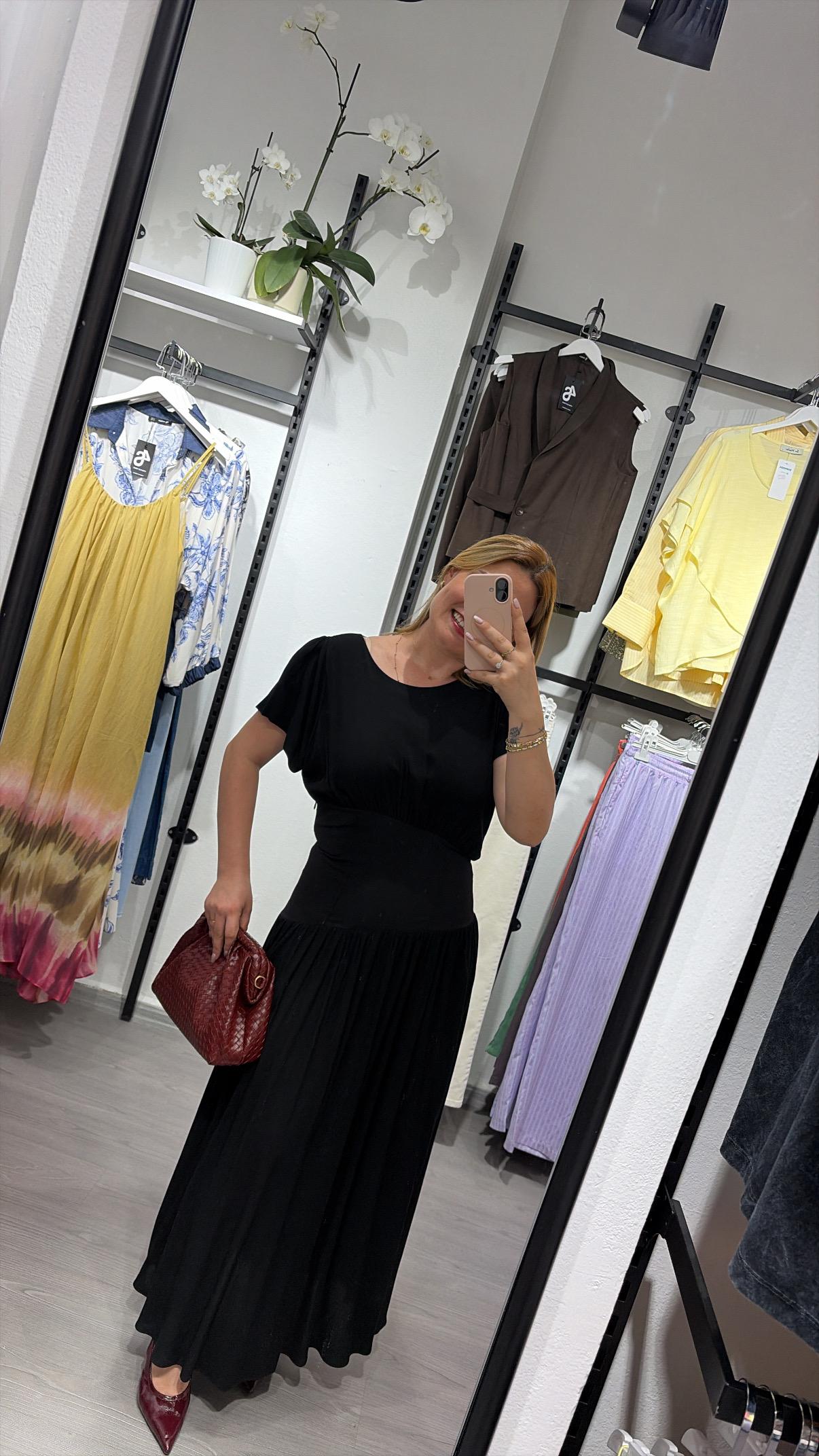 Beli Korse Detaylı Siyah Maxi Boy Elbise